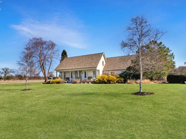 1761 S Heiser Rd, Pt Clinton, OH 43452