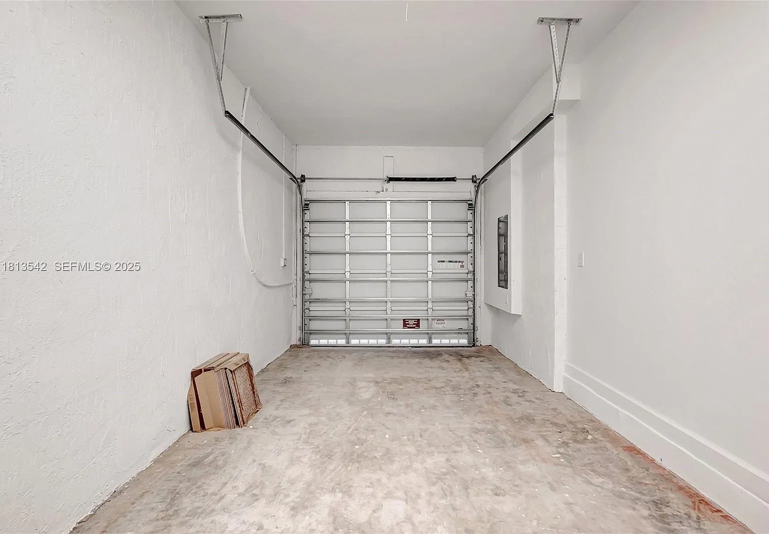 4 bed, 1820 sqft, $3,900 — Photo 3