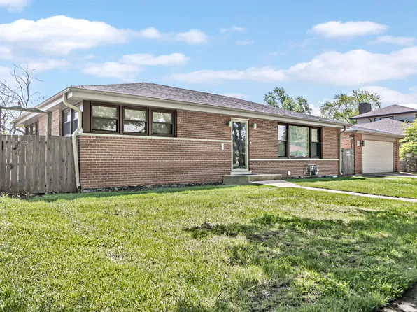 9349 Lowell Ave, Skokie, IL 60076