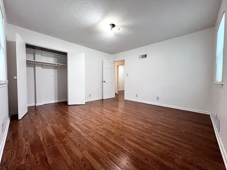 8226 McGee St — Photo 16