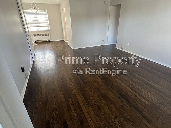 3rd image of 7 Wedgewood Dr APT 100