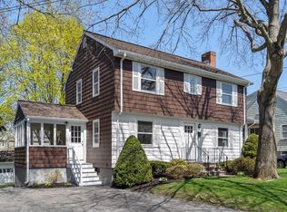 15 Huntington St, Waltham, MA 02452