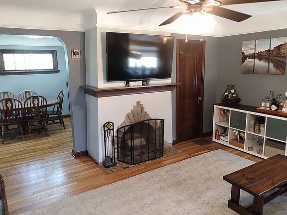 Living Room. 