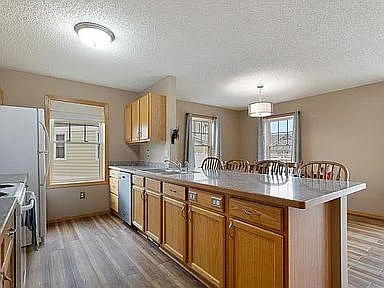 632 Gateway Pl — Photo 6