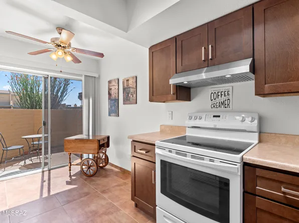 7863 E 3rd St, Tucson, AZ 85710