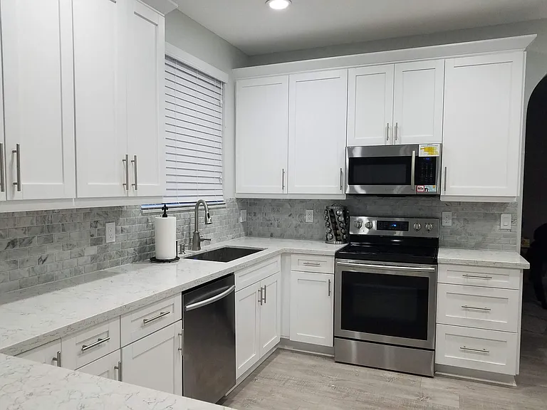 11140 Minneapolis Dr — Photo 3