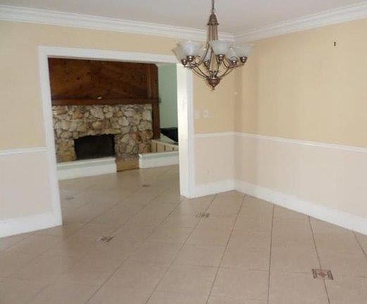 4th image of 1741 Kamler Ave