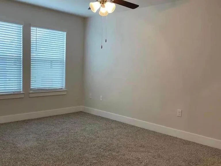 1630 Iroquois Ct — Photo 5