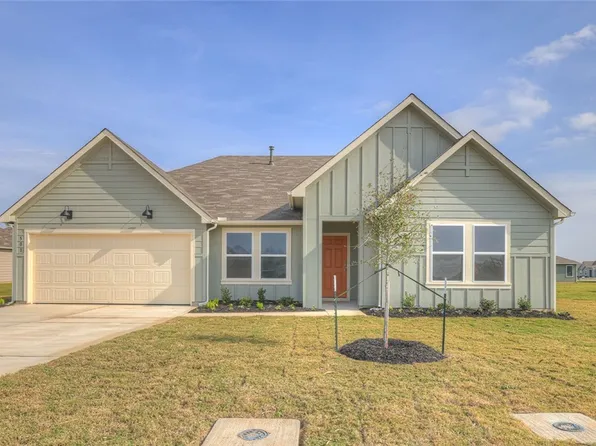 501 Radley Rd, Lockhart, TX 78644