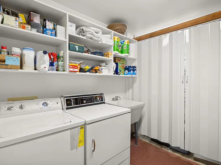 1006 E Hyman Ave #B — Photo 22