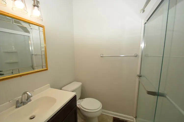 3407 Facade St — Photo 8