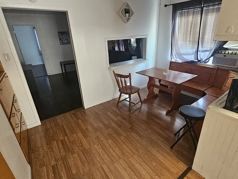 1219 Berkley Ave #2 — Photo 7