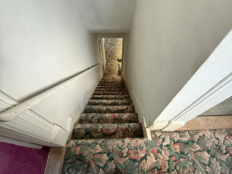 355 E Elmo St — Photo 8