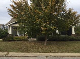431 Enclave Dr, Calera, AL 35040