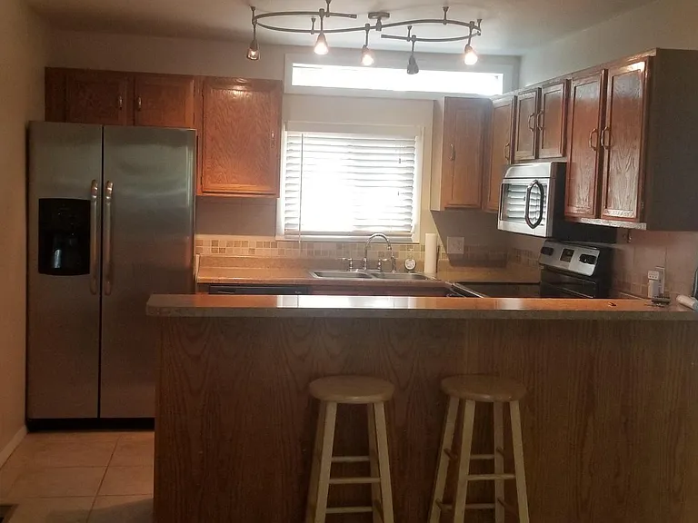 866 Pebblewood Dr — Photo 8