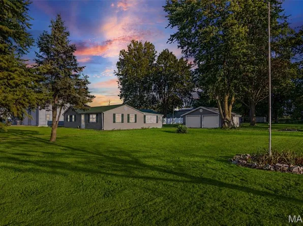 23205 Hollow Ave, Jerseyville, IL 62052