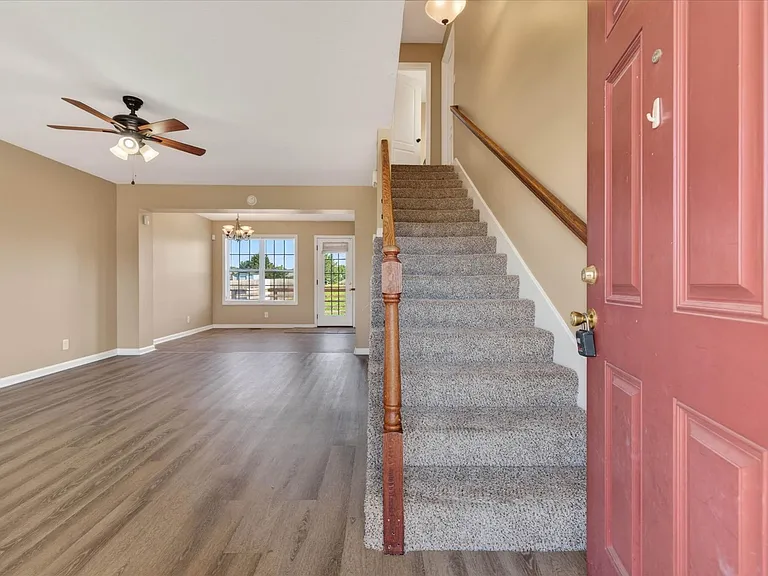 551 Fox Trot Dr — Photo 5