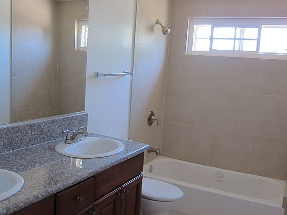 5th image of 12639 206th St