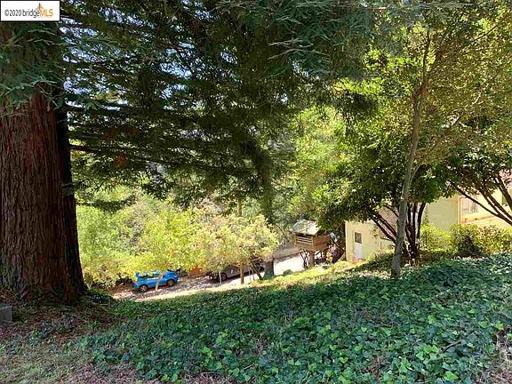 4th image of 9 Homeglen Ln
