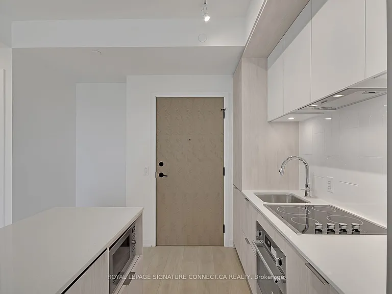 130 River St #909 — Photo 7