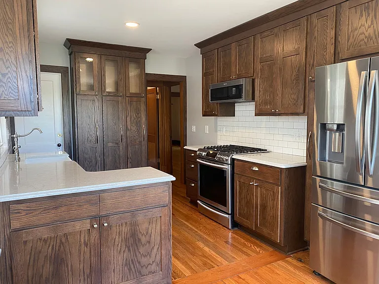 4624 Fairmount Ave — Photo 12