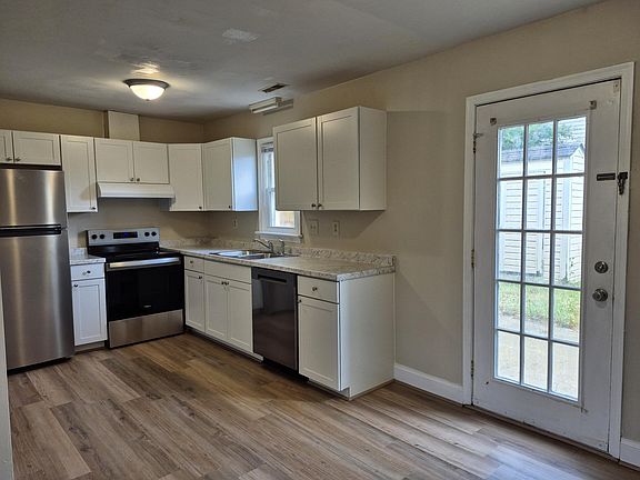 5th image of 1003 Wickford Ct #1
