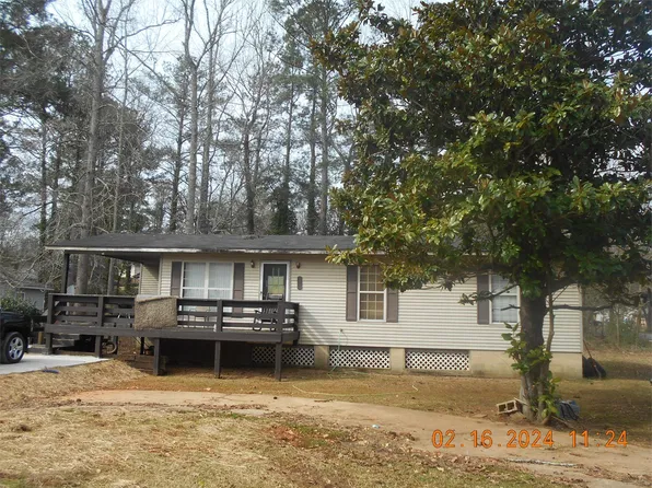 125 King Arthur Dr, Lagrange, GA 30241