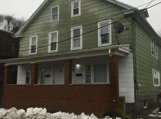 618 W 10th St, Hazleton, PA 18201