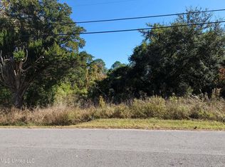 5308 Haleys Cir, Moss point, MS 39562