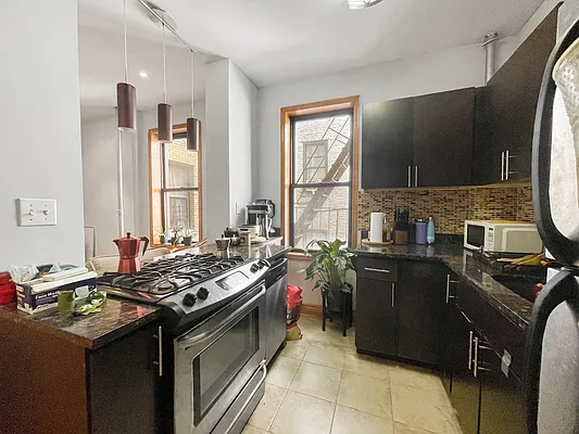 Rented by Skyward | media 13