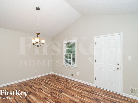 4th image of 608 Nottingham Dr