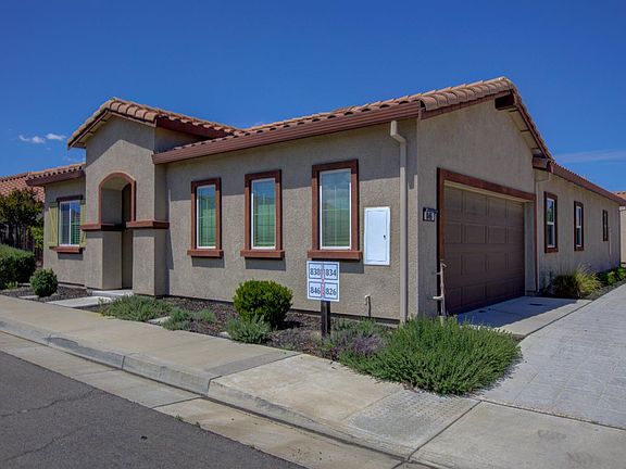 3rd image of 846 Grace Dr