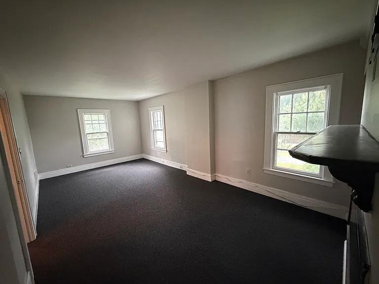 2129 James St #2 — Photo 7