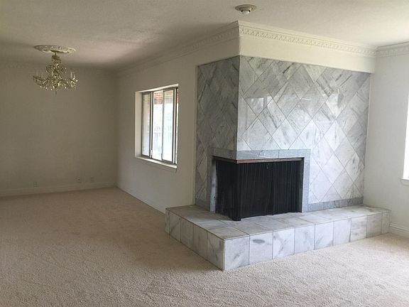 4th image of 7130 Celia Ave