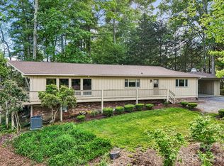 3 Greenbriar Woods Cir, Etowah, NC 28729