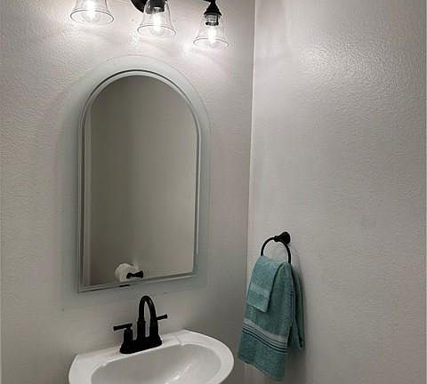 5th image of 1565 Coulston St APT 16