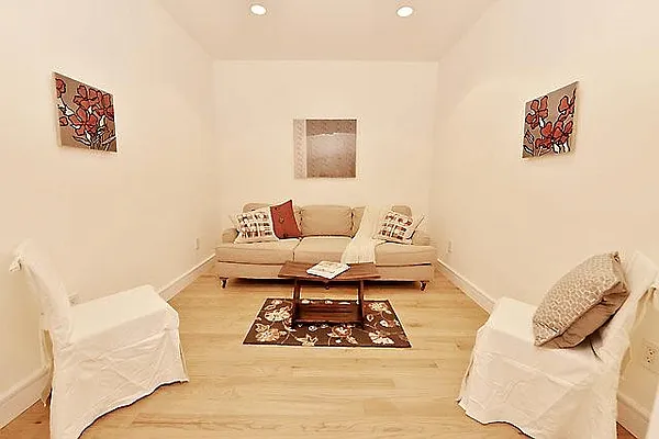 Sold by Level Group | media 18