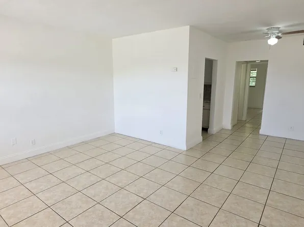 (undisclosed Address), Hallandale Beach, FL 33009
