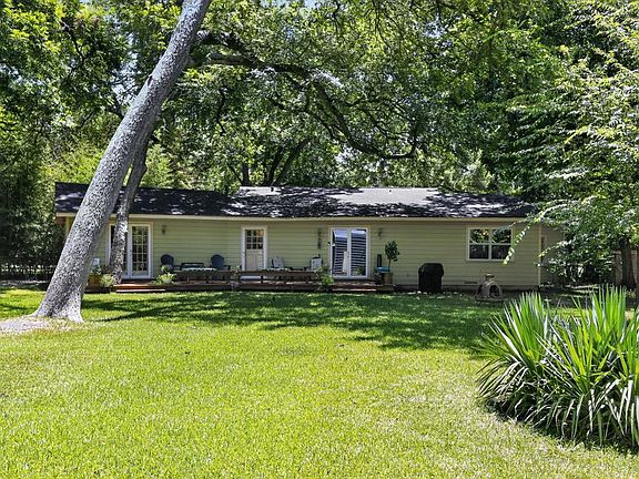 4th image of 8263 Barbaree Blvd