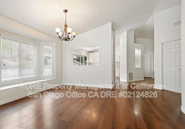 1821 Corte Amarillo — Photo 3