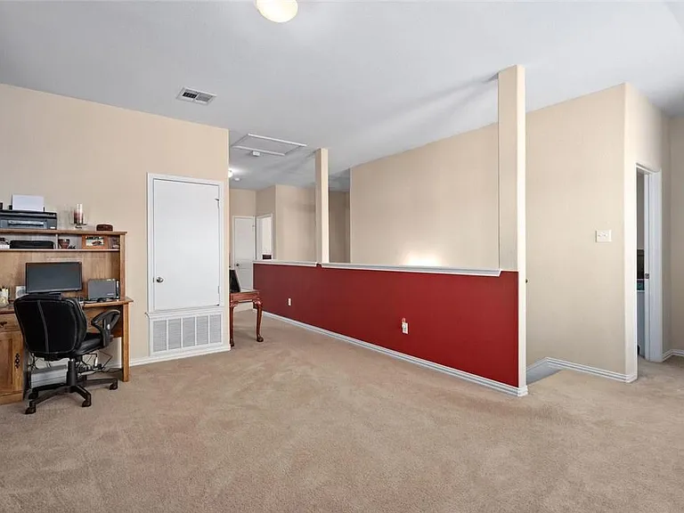 153 Crizer Ct — Photo 17