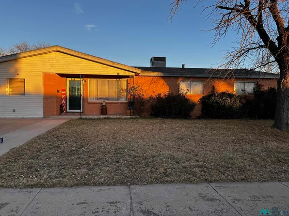 2200 N Breckon Dr, Hobbs, NM 88240