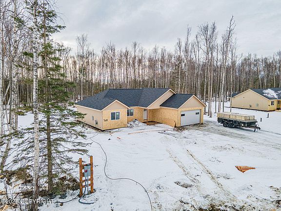 2nd image of 7618 W Hentila St