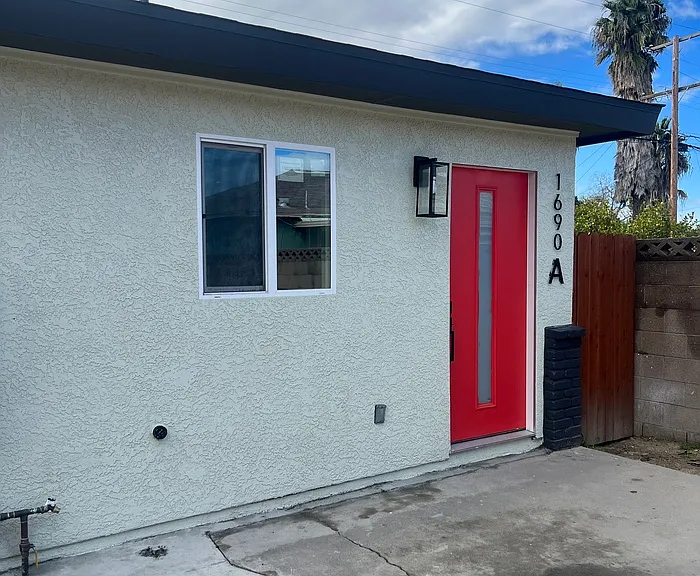 1690 E Plymouth St #A — Photo 1