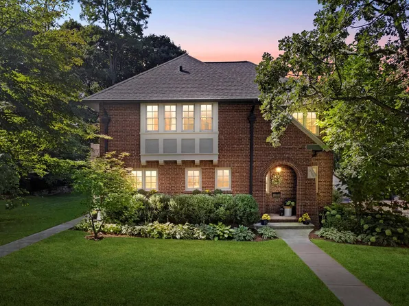 2121 Van Hise Ave, Madison, WI 53726