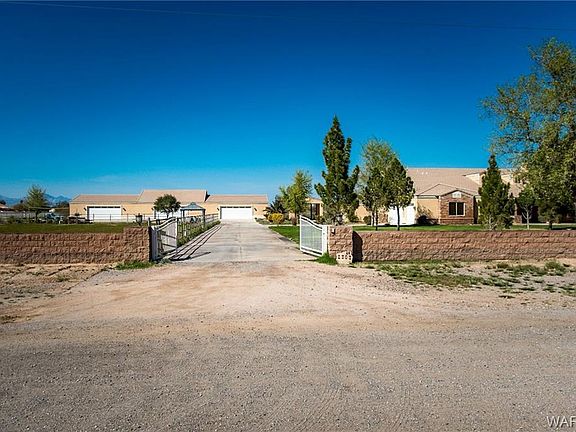 2nd image of 2297 E Hulet Ave
