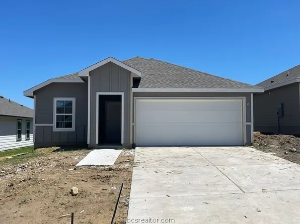 1248 Hickory Grove St, Brenham, TX 77833