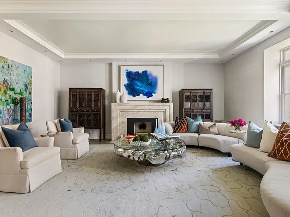 22 E 82nd St APT 5, New York, NY 10028