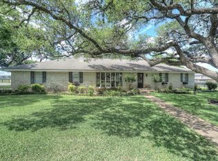 9 Spring Hill Dr, Boerne, TX 78006