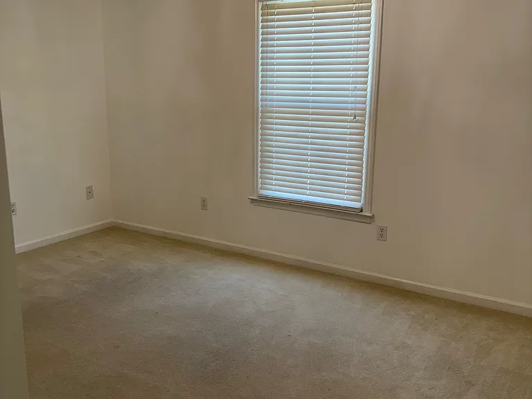 2285 Lubna Dr — Photo 16